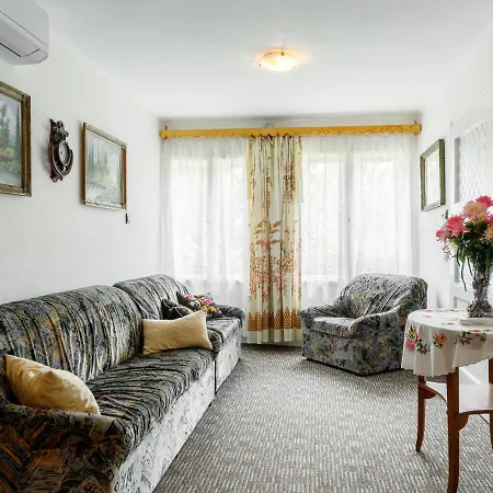 Julia By Interhome بيت للعطل