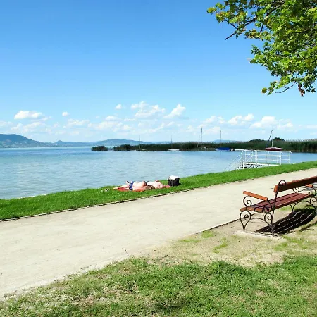 Julia By Interhome بالاتونفينيفيس