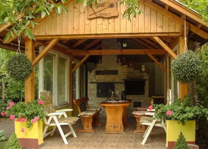 Feriehus Julia By Interhome Balatonfenyves